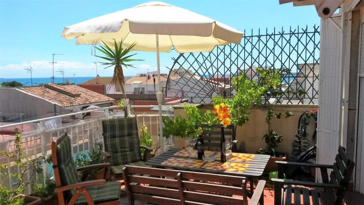 Apartamento Mediterraneo Pineda de Mar Exterior photo